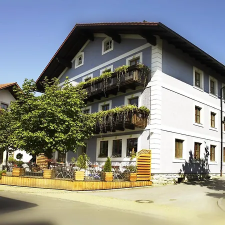 Familienfreundliches Designerhouse شقة